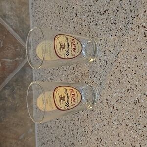 Yuengling Traditional Lager Beer 16oz  Glass America's Oldest Brewery